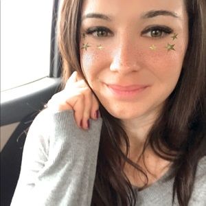 Meet your Posher, Val